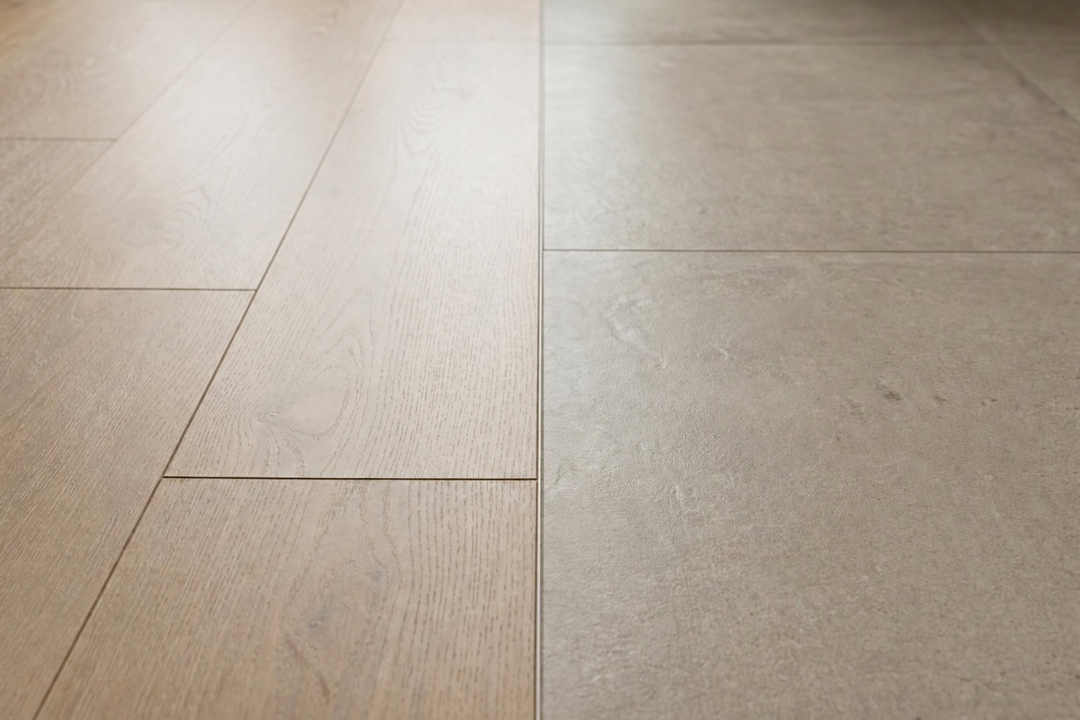 Plovouci vs lepené podlahy